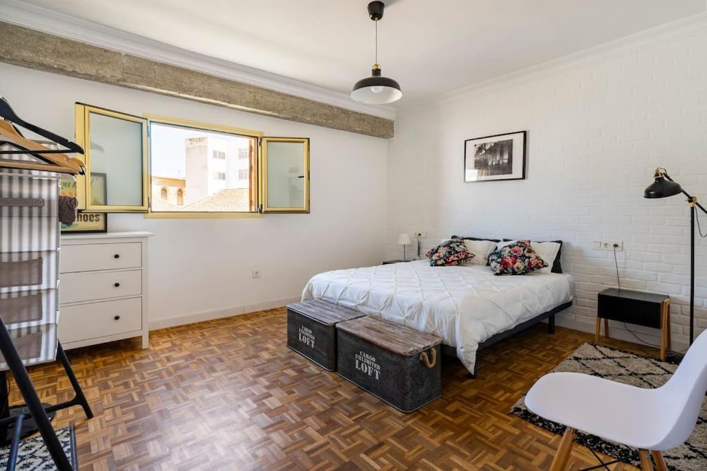 Lifehouse Cathedral * Free Parking* Superiorwifi* Apartment อัลเมรีอา ภายนอก รูปภาพ