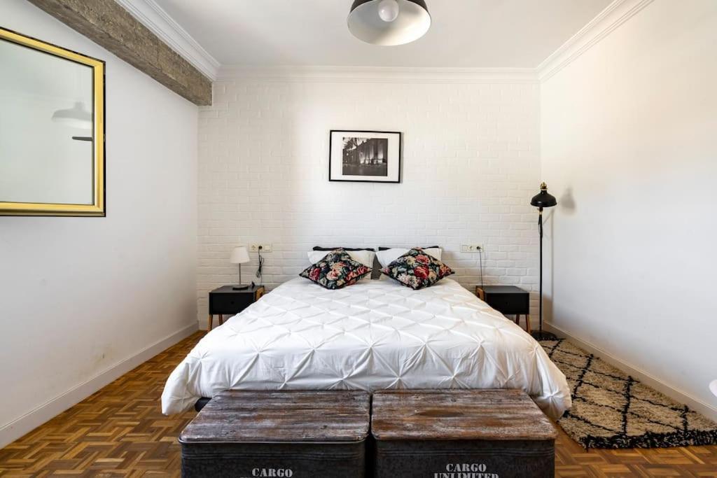 Lifehouse Cathedral * Free Parking* Superiorwifi* Apartment อัลเมรีอา ภายนอก รูปภาพ